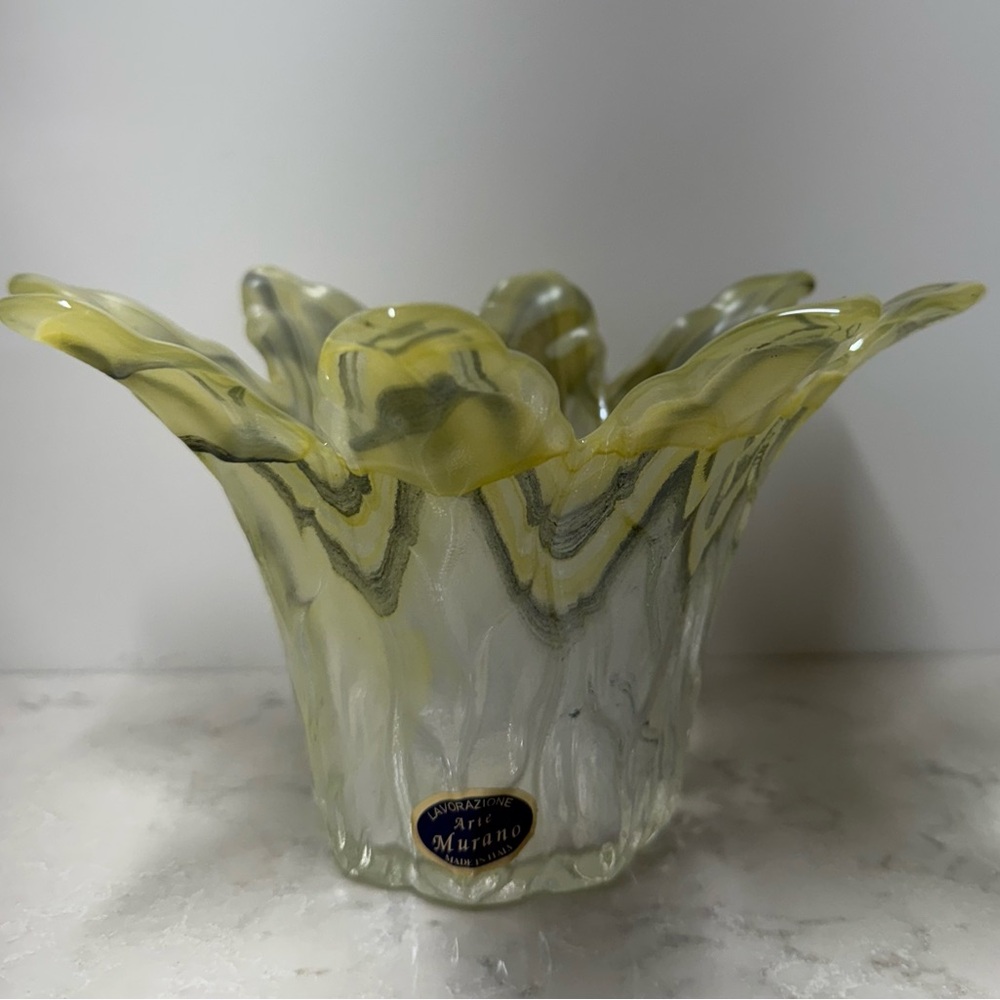 Murano Yellow and White Glass Art Vase with Flower Design